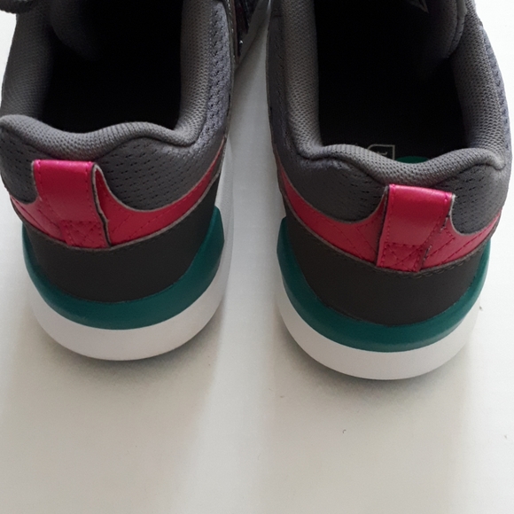 New Balance Comfort Insert Sneakers 009 - Picture 3 of 8